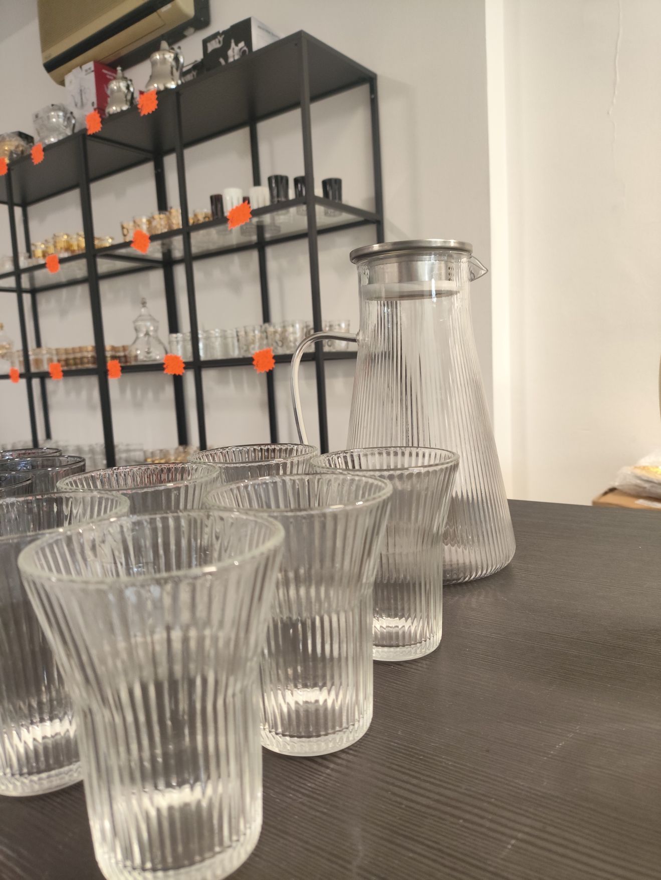 servizio di bicchieri da 6 con caraffa trasparente servizio di bicchieri da 6 con caraffa trasparente